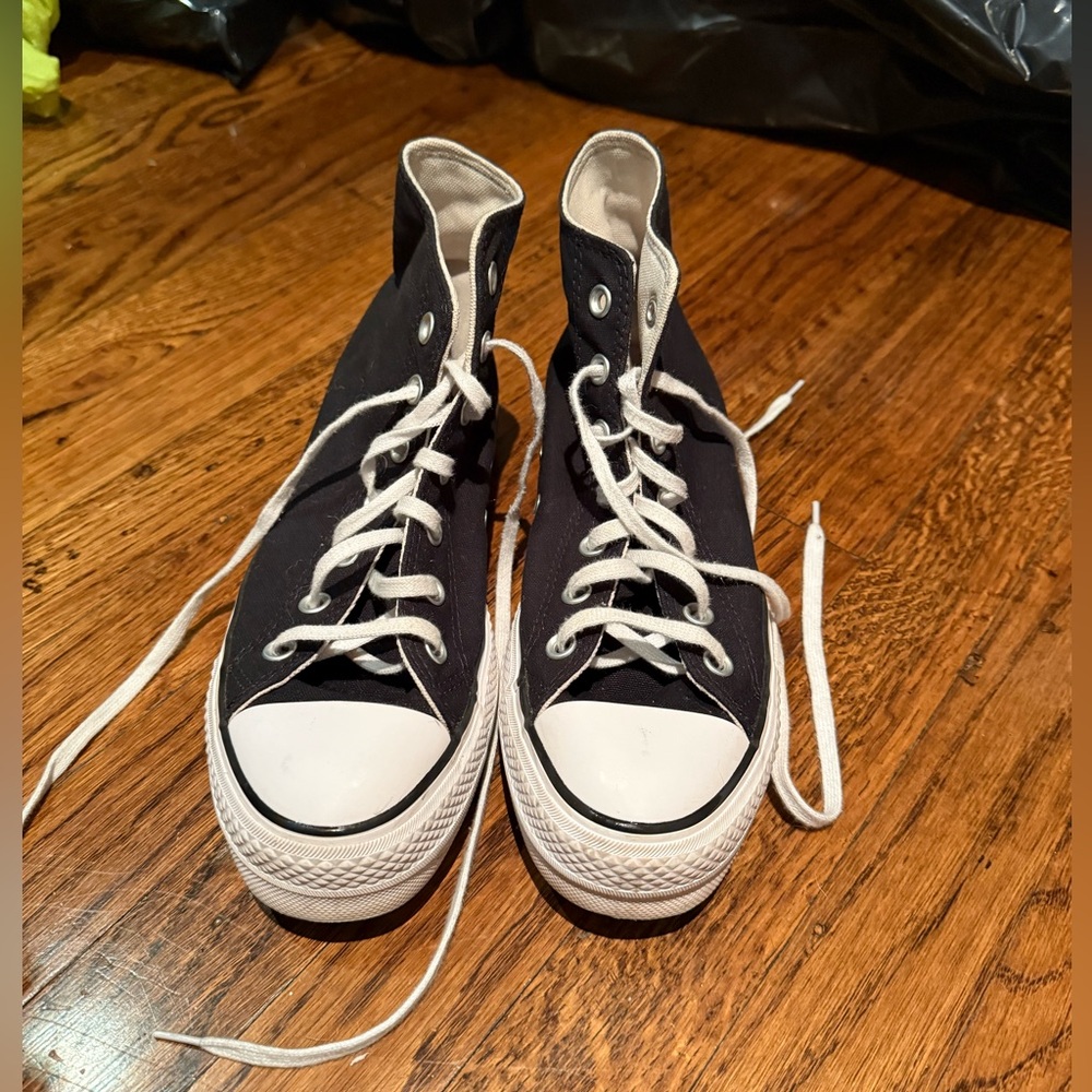 Black plataform converse size 9